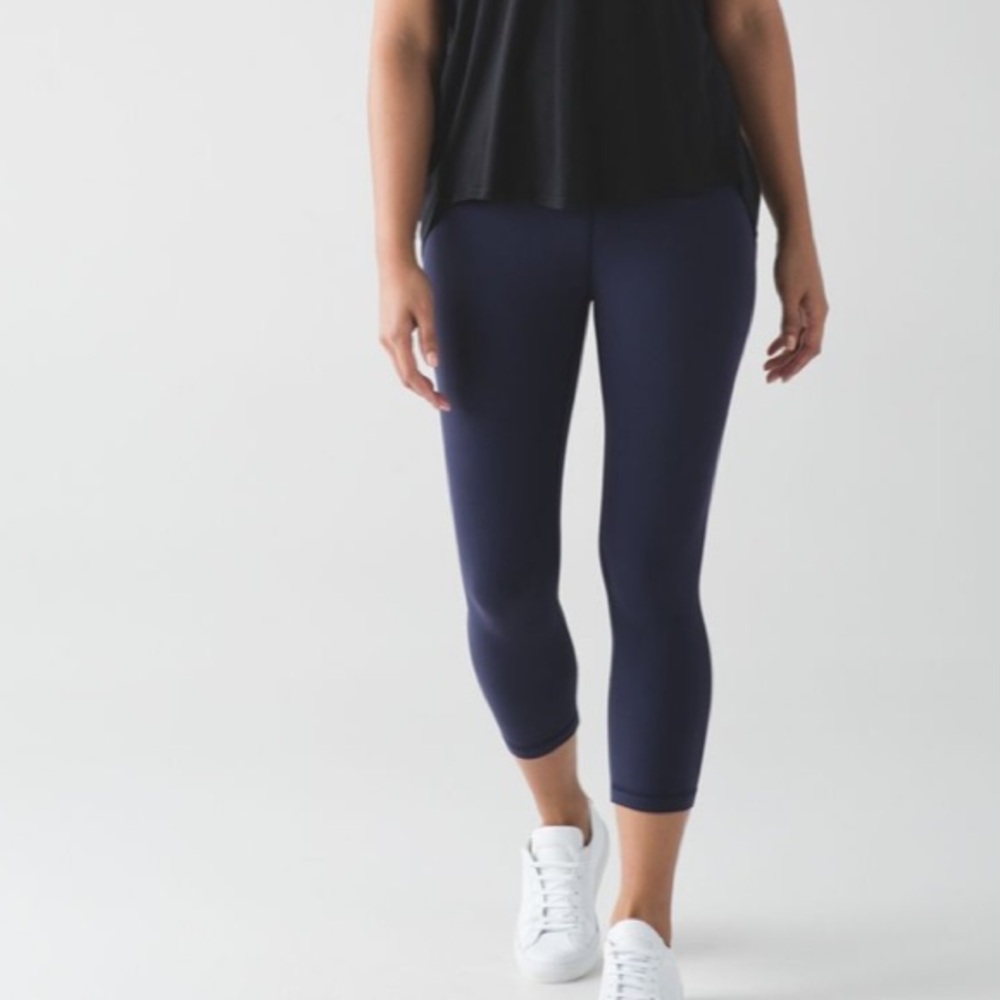 Lululemon Align Crop - Picture 1 of 4